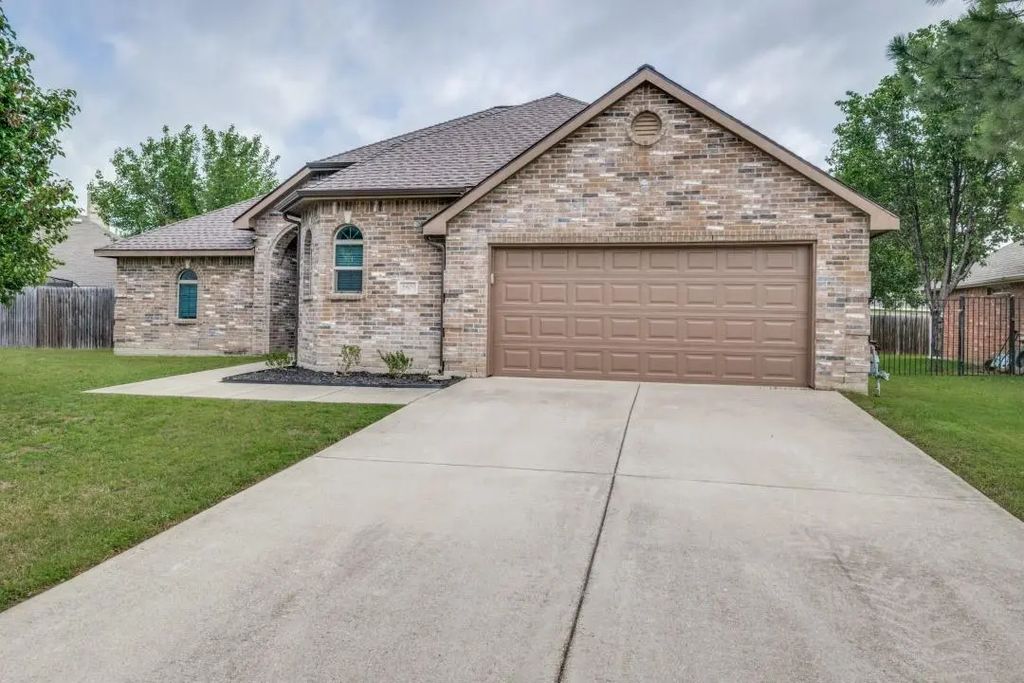2805 Wicker Way, Denton
