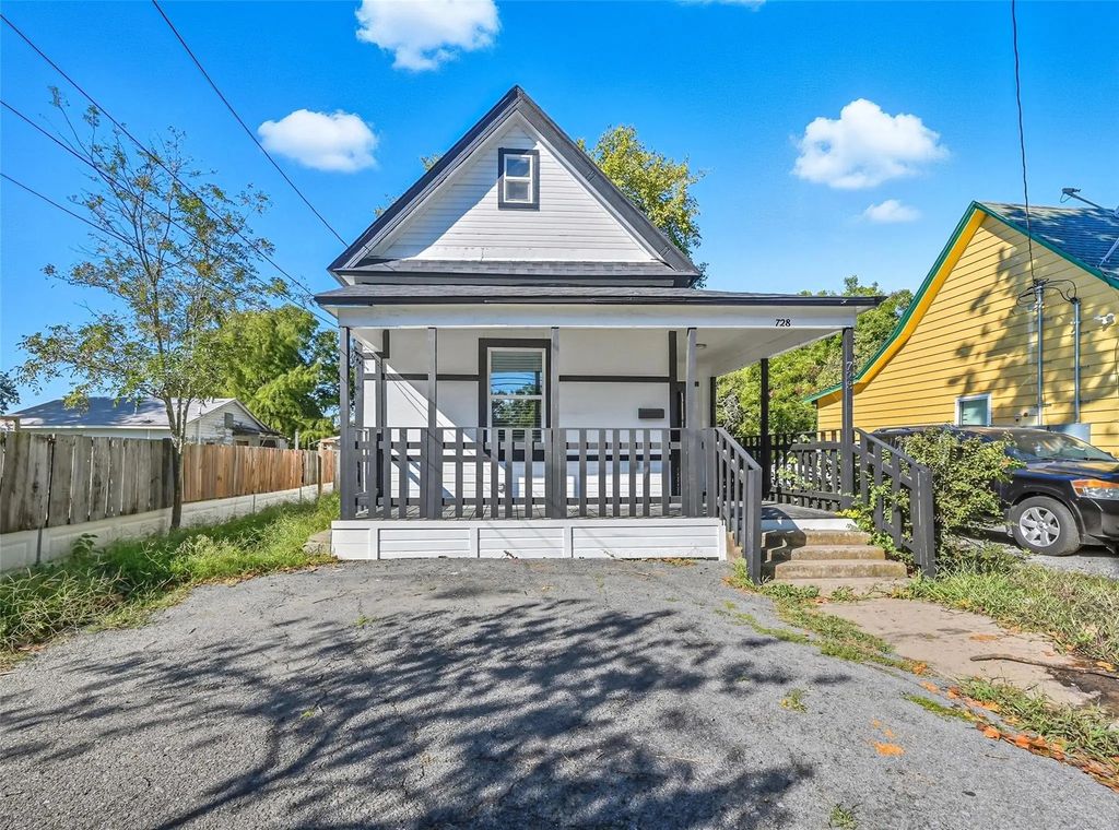 728 S Elm Street, Sherman