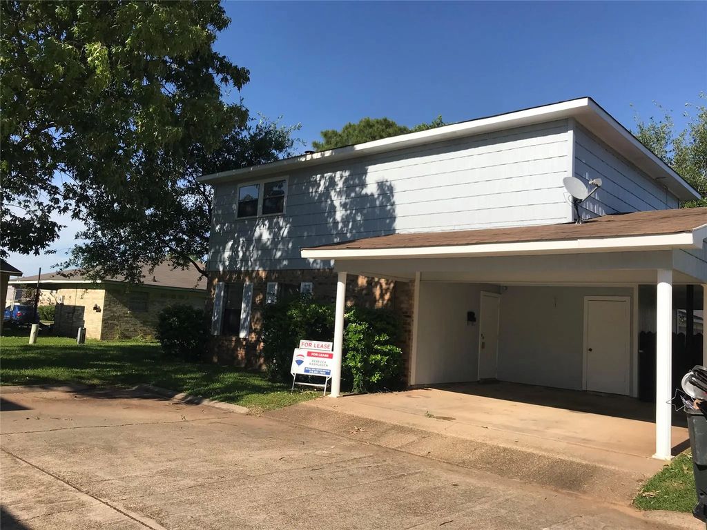 300 Jackson Avenue, Bossier City