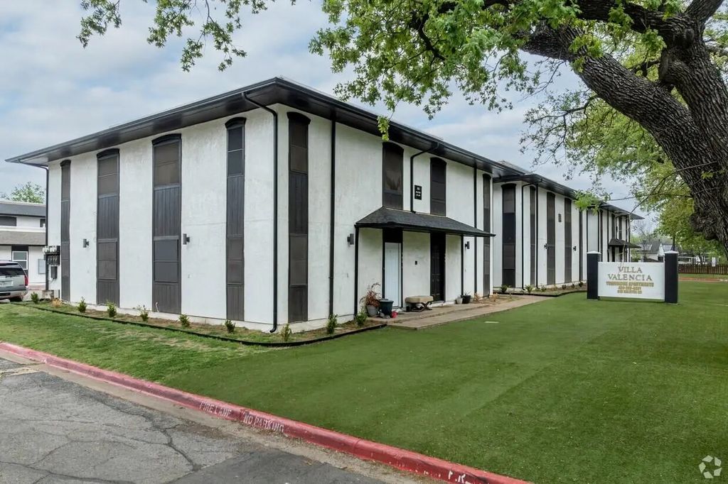 313 Rolston Road 303-102, Irving