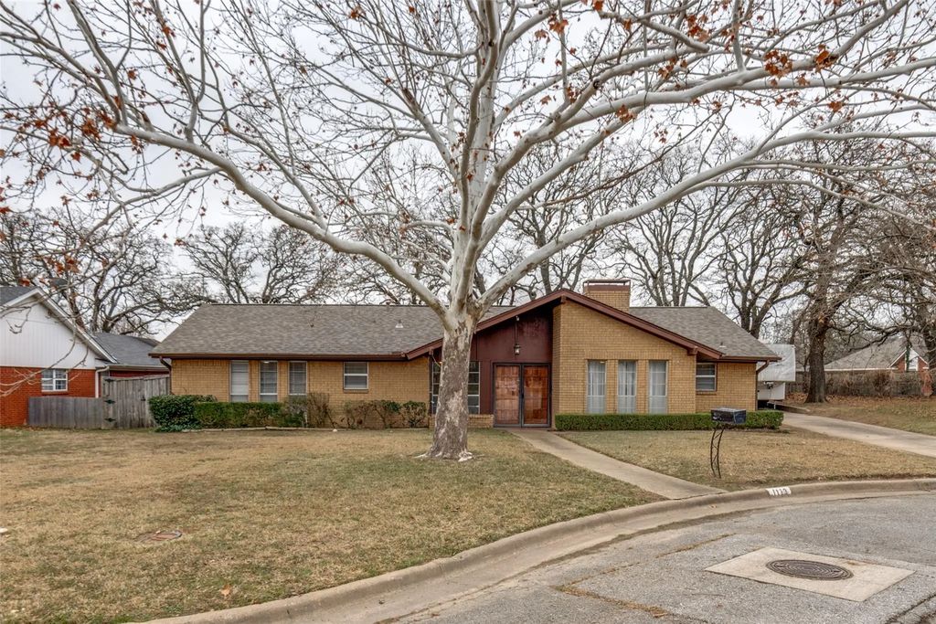 1113 Tanglewood Drive, Greenville