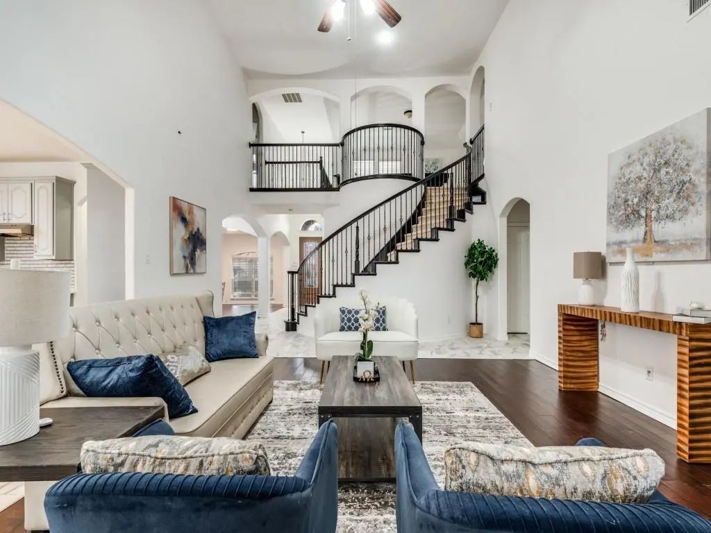 4719 Barn Owl Trail, Grand Prairie