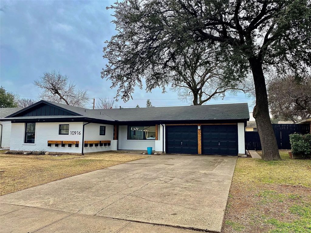 10916 Wyatt Street, Dallas