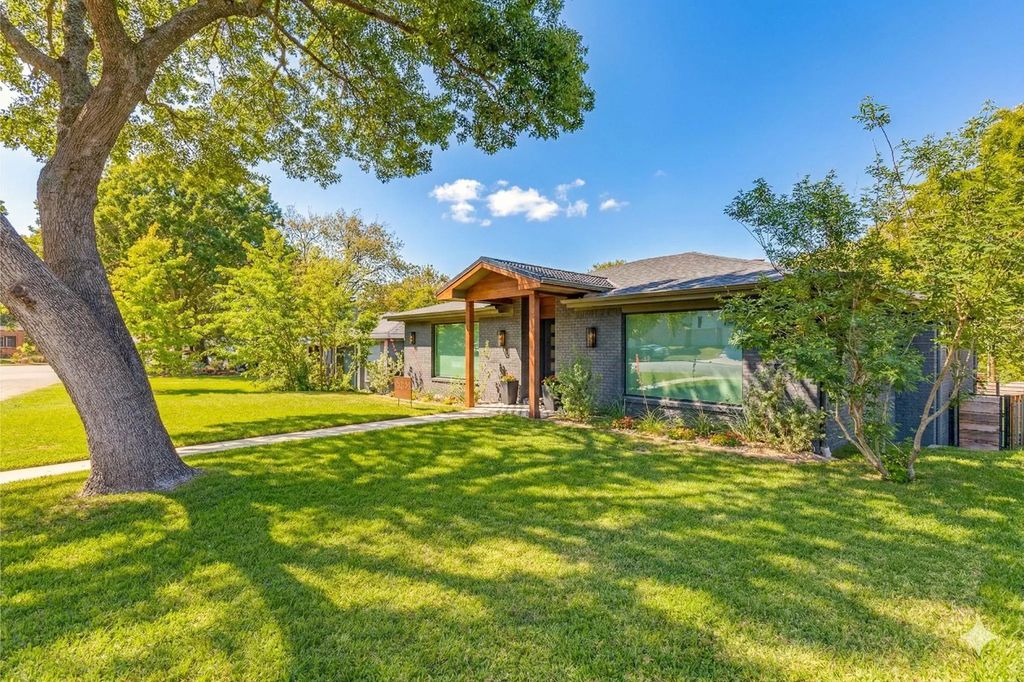 3417 Worth Hills Drive, Fort Worth