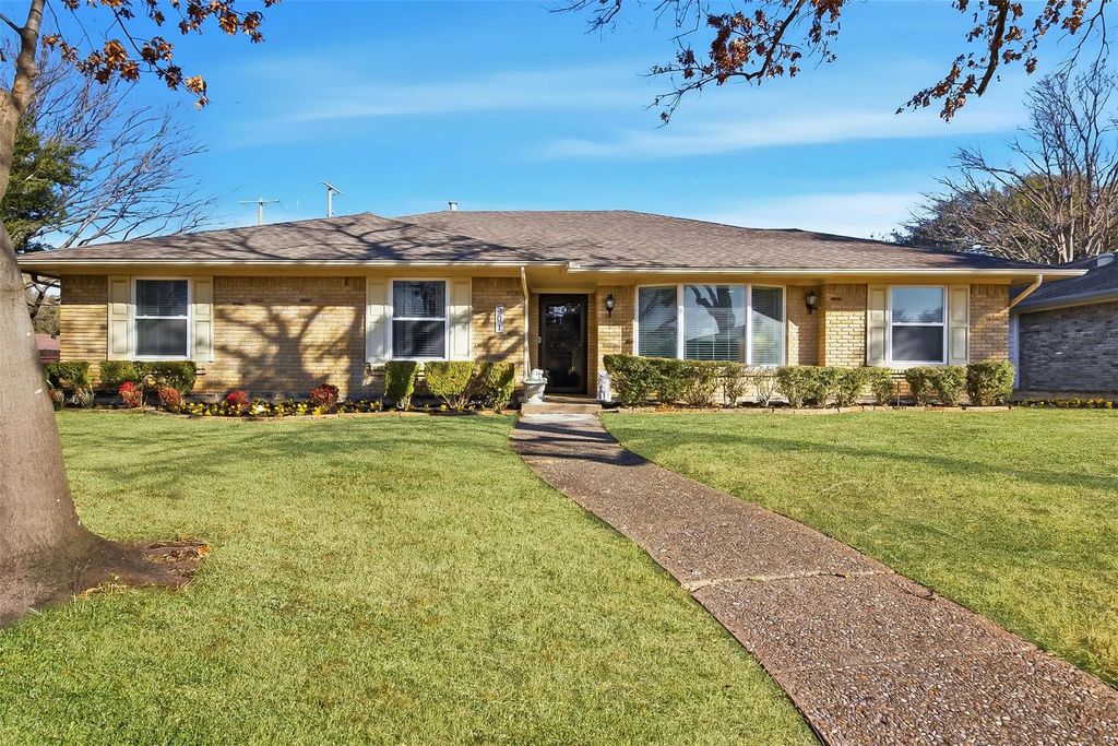 501 Tiffany Trail, Richardson