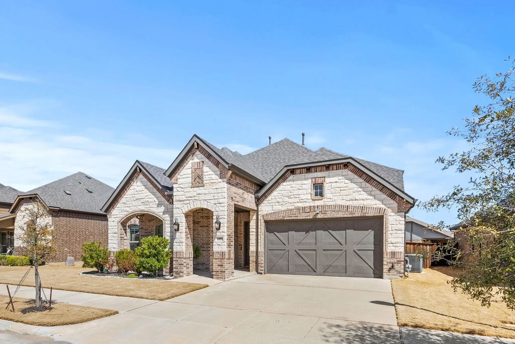 1109 Rendon Place, Mansfield
