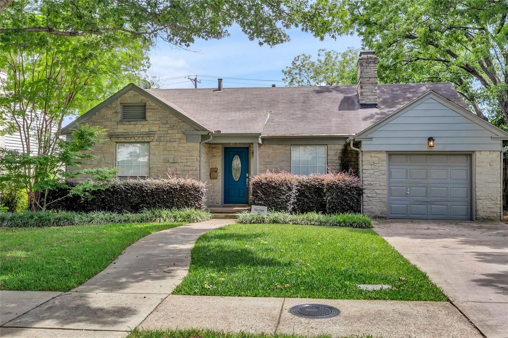 2234 W Colorado Boulevard, Dallas