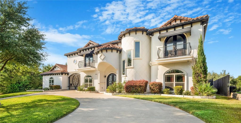 2629 Whispering Oaks Cove, Cedar Hill