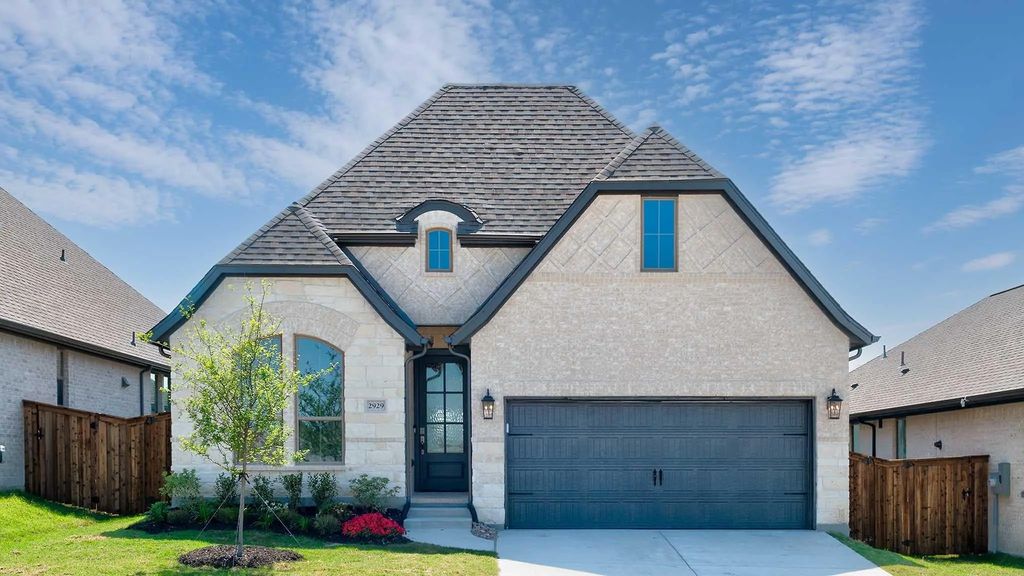 2929 Soaring Hills Drive, Forney