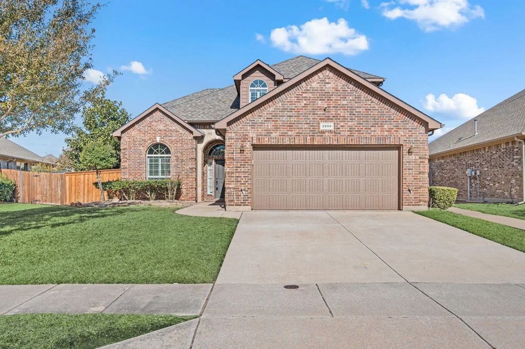 2509 Tehama Court, Fort Worth