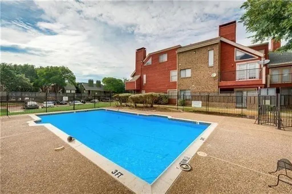 9805 Walnut Street C102, Dallas