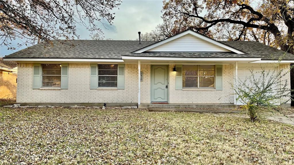 3418 Woodthrush Lane, Denton