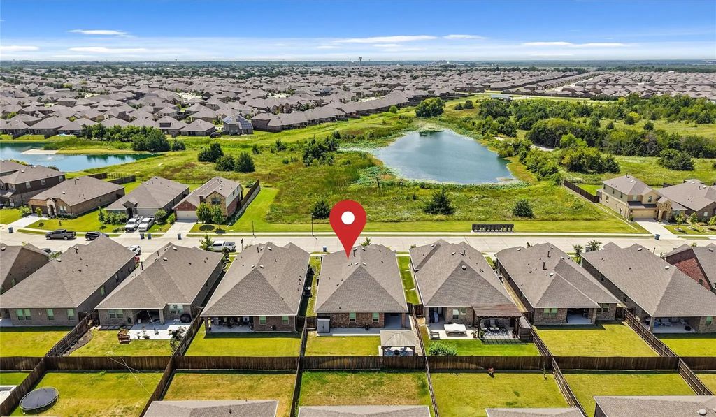 4096 Ellinger Drive, Heath