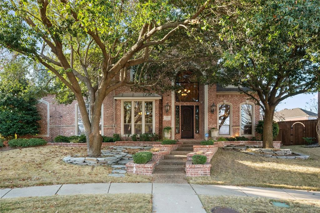 1806 Longwood Court, Allen