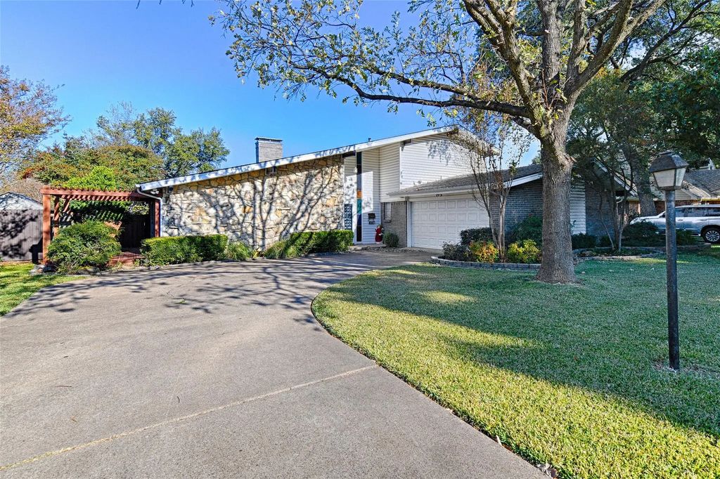 3125 Brincrest Drive, Farmers Branch