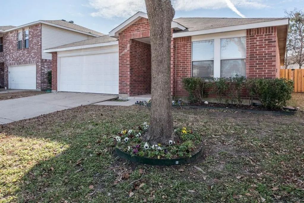 2332 Chestnut Drive, Little Elm