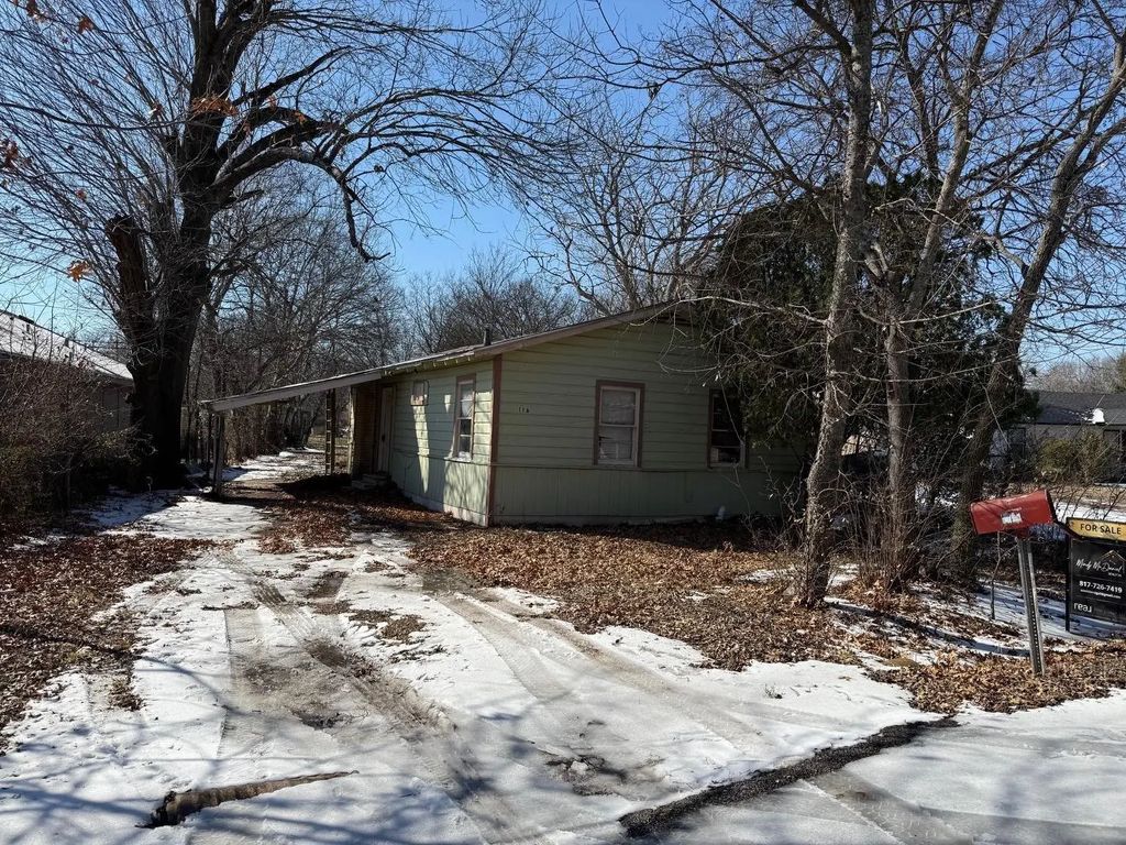 116 Opal Street, Waxahachie