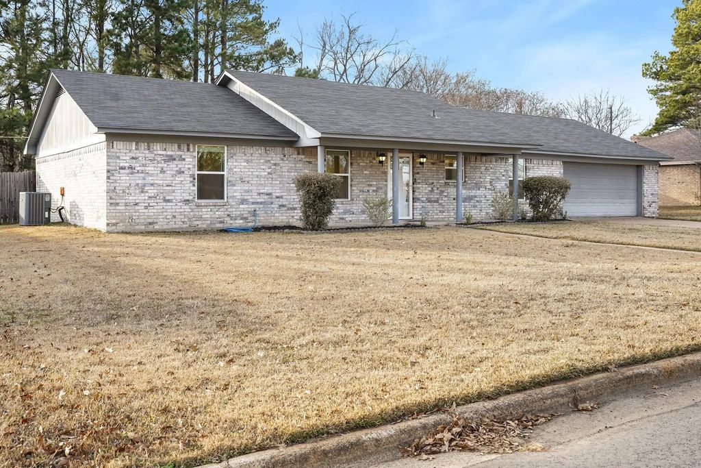 104 Kimberly Street, Sulphur Springs