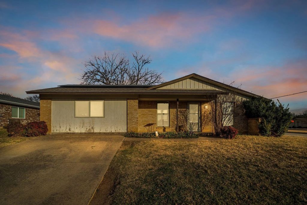3800 Redstone Road, Denton