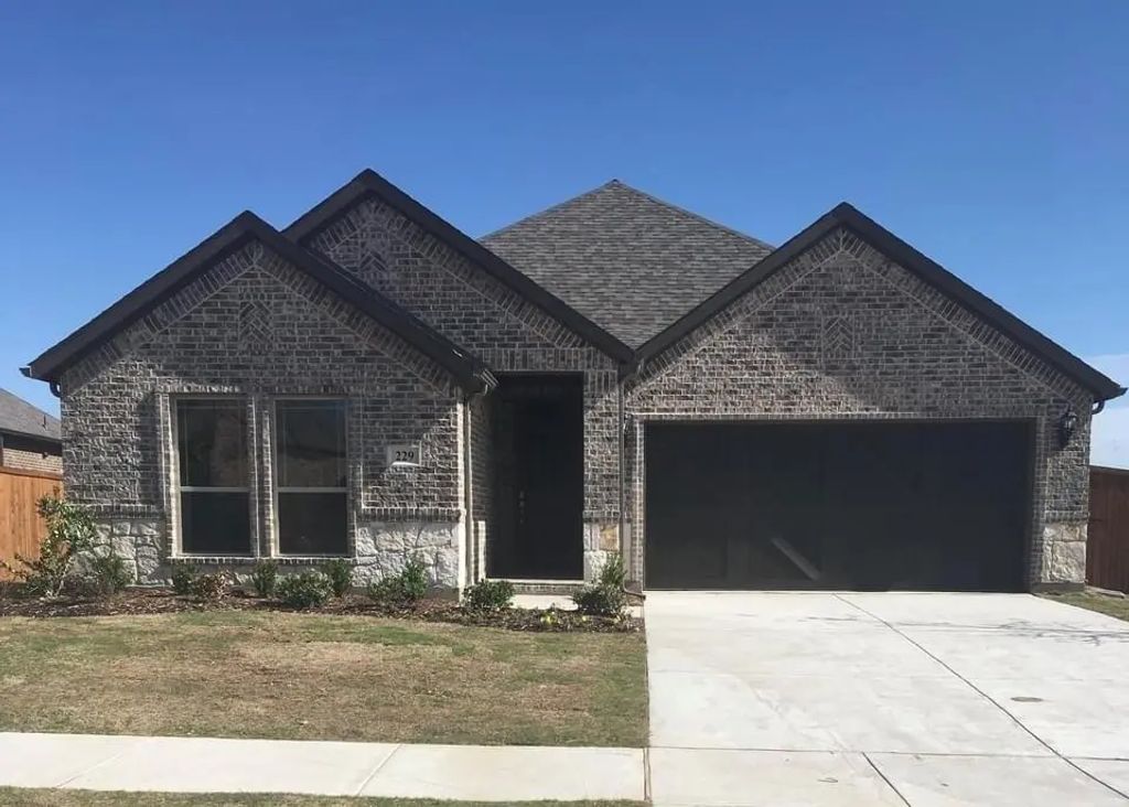 229 Crestlyn Drive, Midlothian