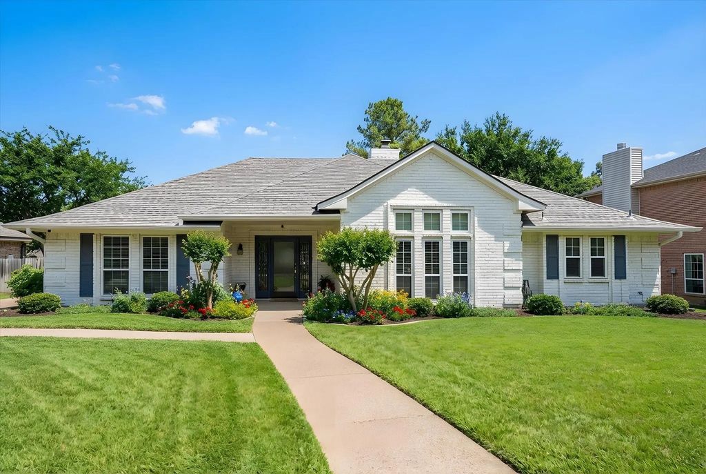 3220 David Drive, Hurst