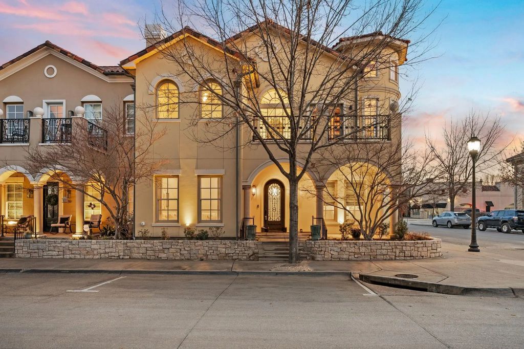 61 Piazza Lane, Colleyville