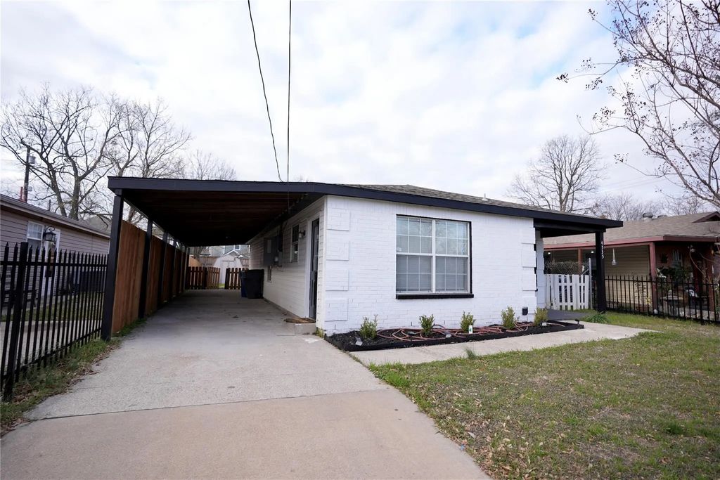 4535 Parry Avenue, Dallas