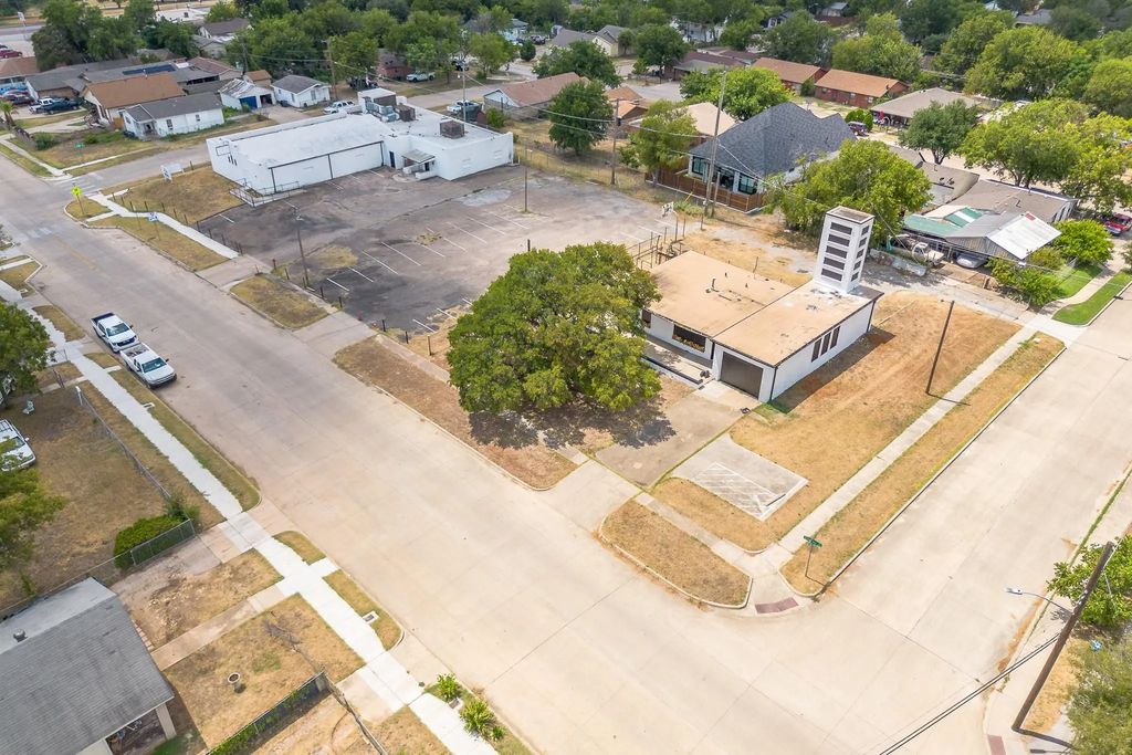 2909 Schwartz Avenue, Fort Worth