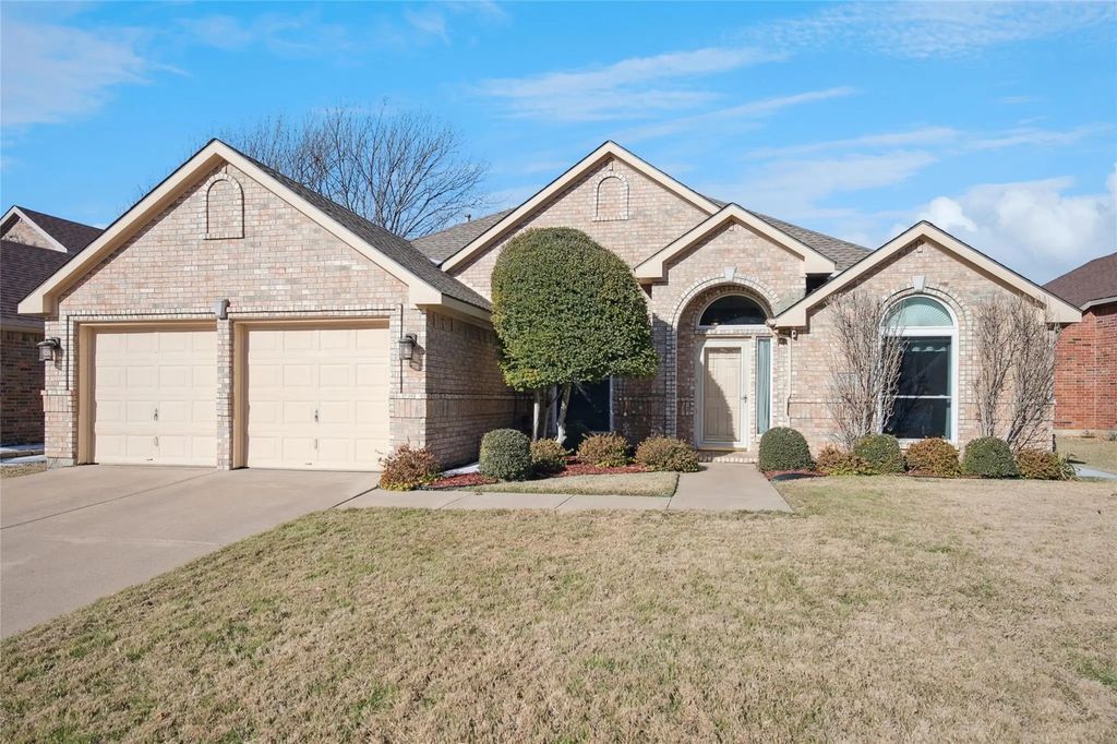 5501 Mt Mckinley Road, Fort Worth