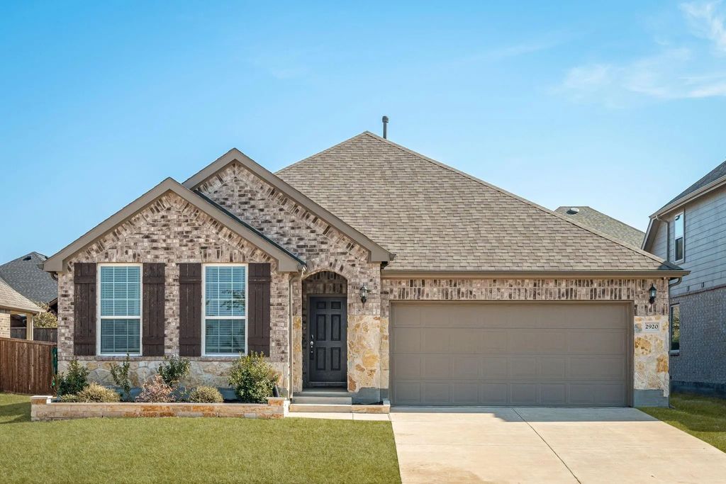 2920 Arlo Way, Aubrey