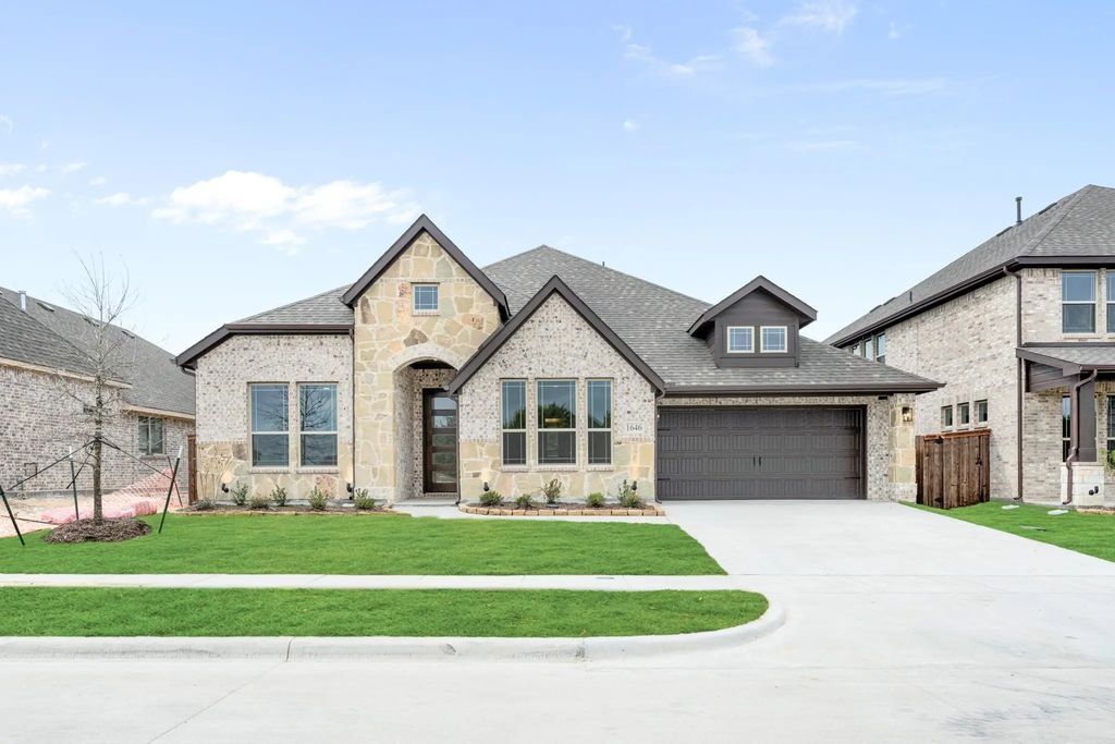 1646 Carlisle Drive, Cedar Hill