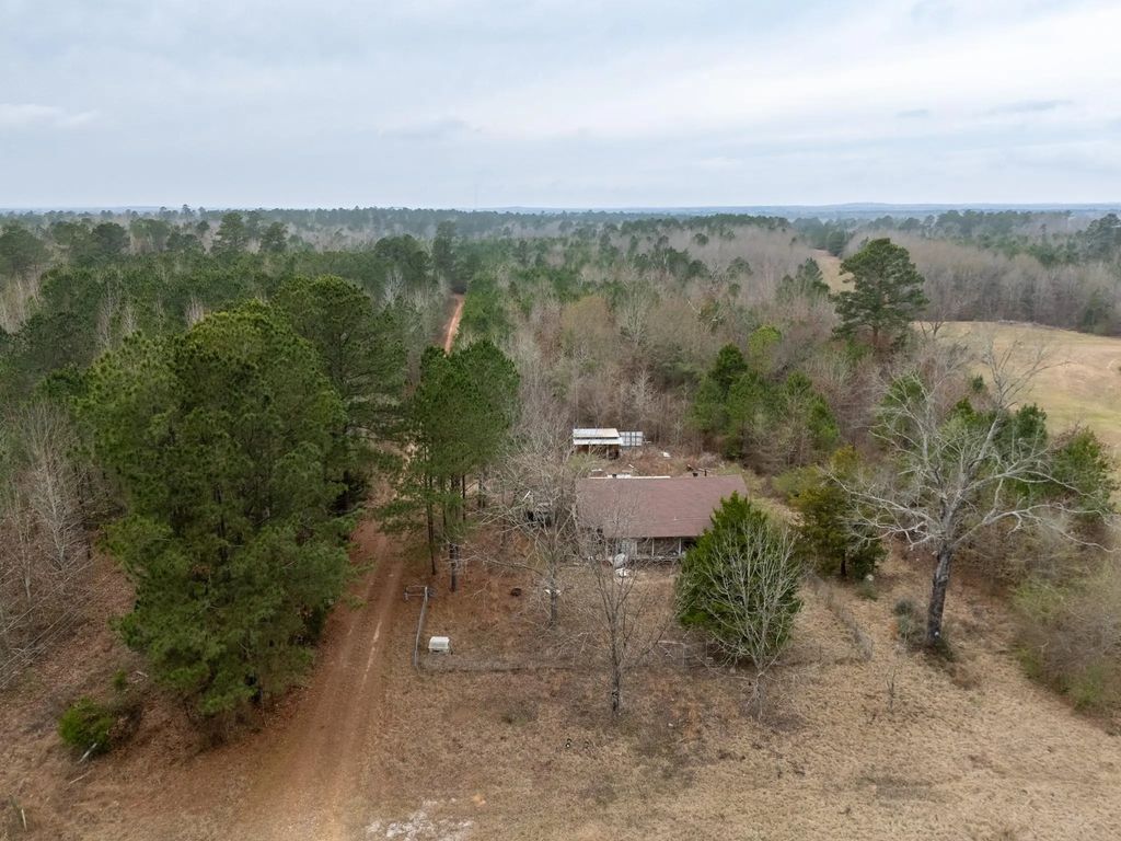 6052 Blocker Road, Marshall