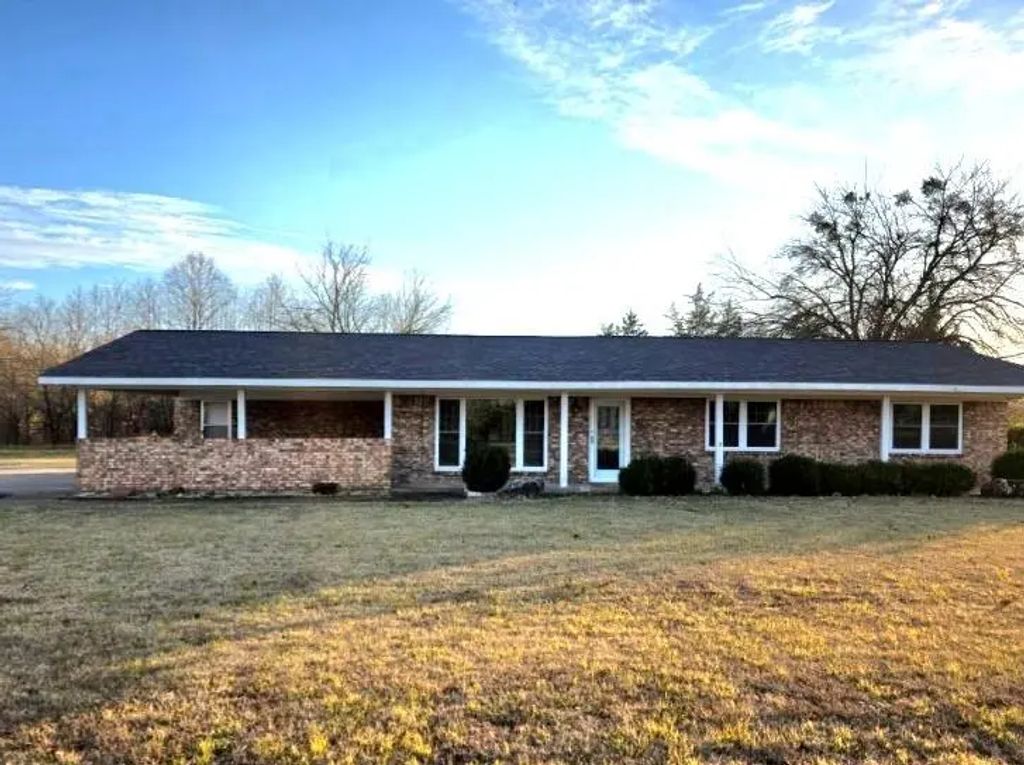 2508 Us-82, Clarksville