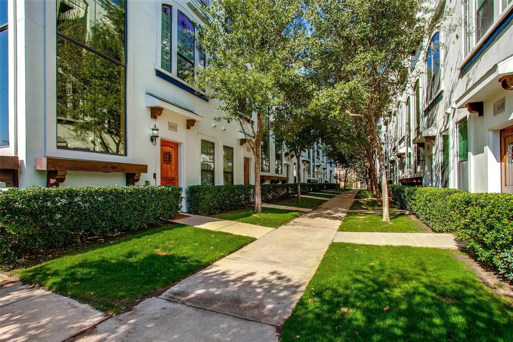 3024 Carmel Street, Dallas