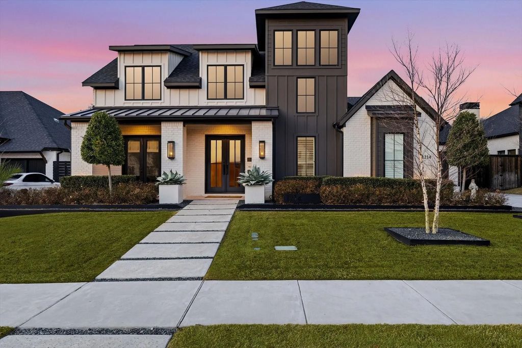 1214 Whisper Rock Drive, Rockwall