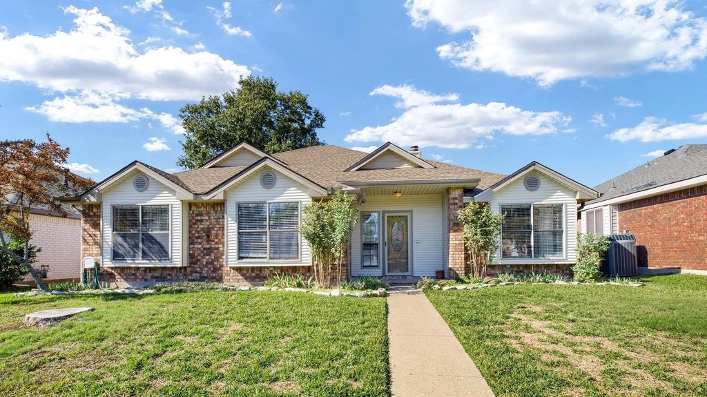5437 Meadow Vista Lane, Garland