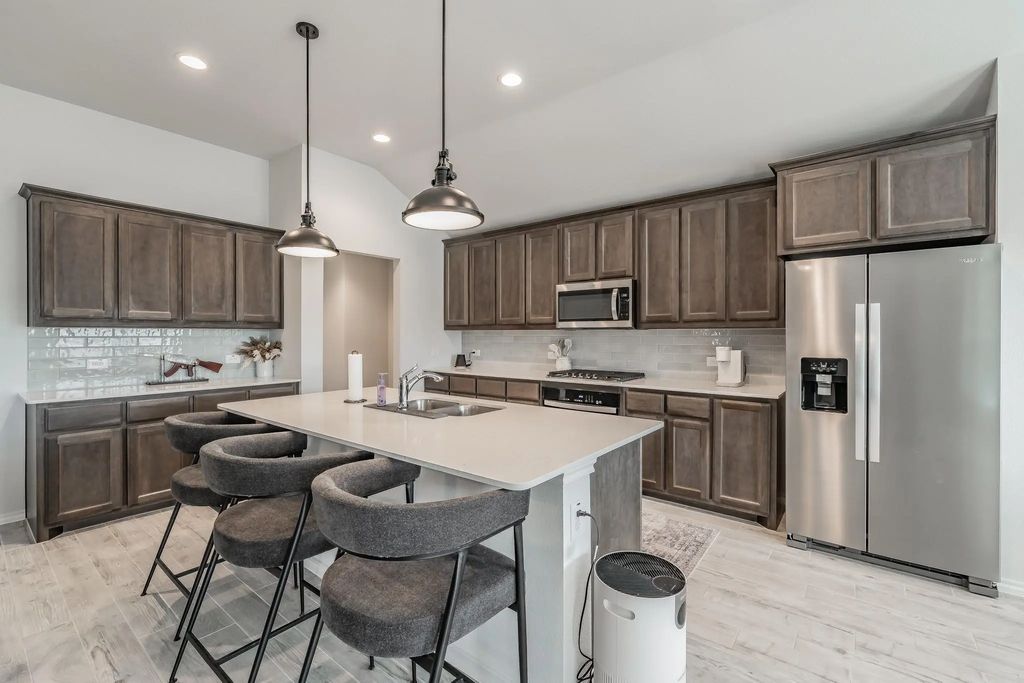 744 Stone Eagle Drive, Azle