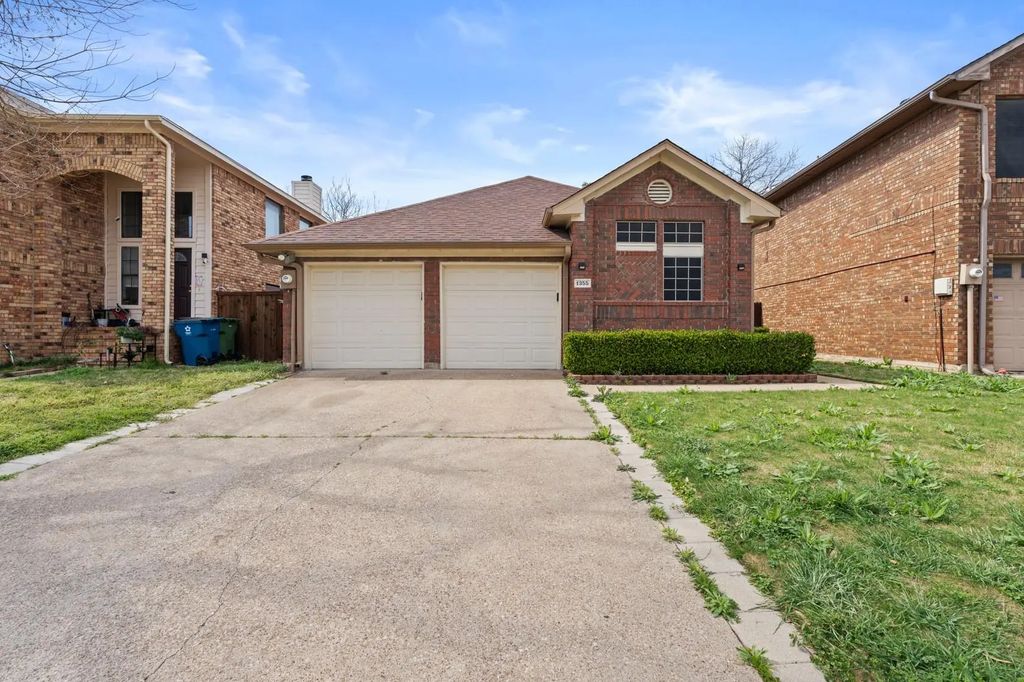 1355 Jasmine Drive, Lewisville