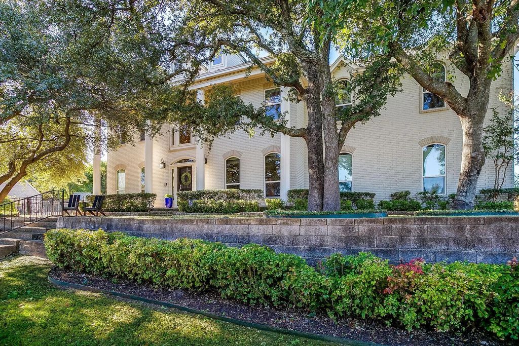 4408 Lost Creek Boulevard, Fort Worth
