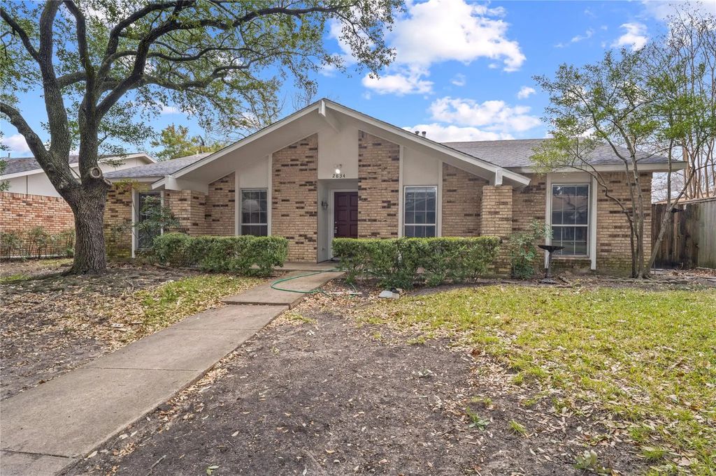 2834 Fern Glen Drive, Garland