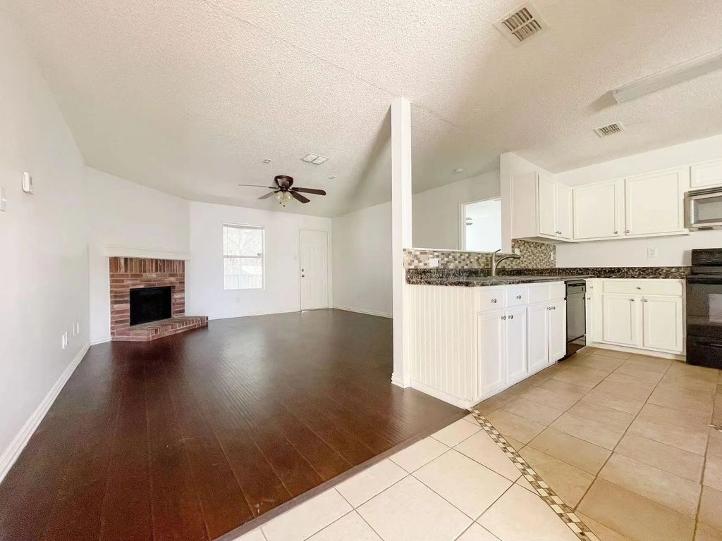 3808 Summer Hill Drive, Balch Springs