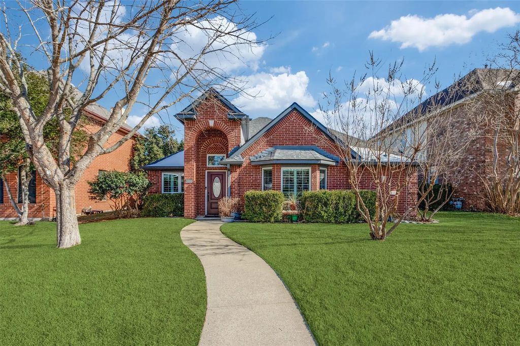 1000 Pin Oak Lane, Allen