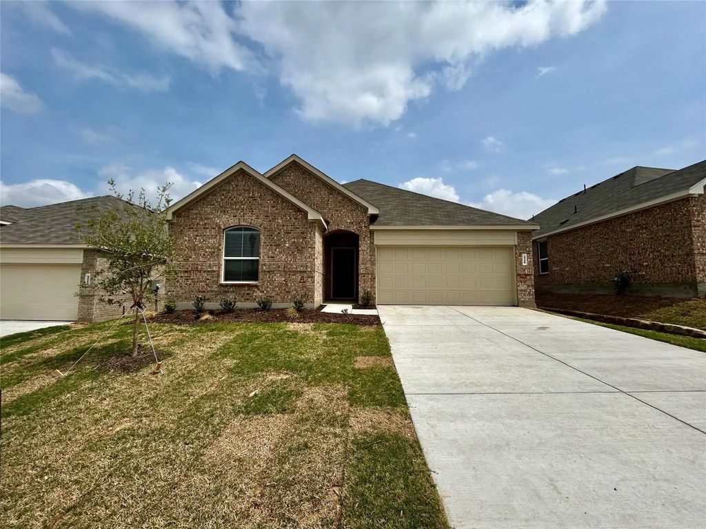 326 Sedalia Trail, Justin