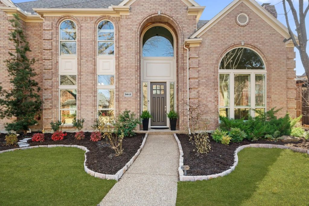 5612 Crowndale Drive, Plano