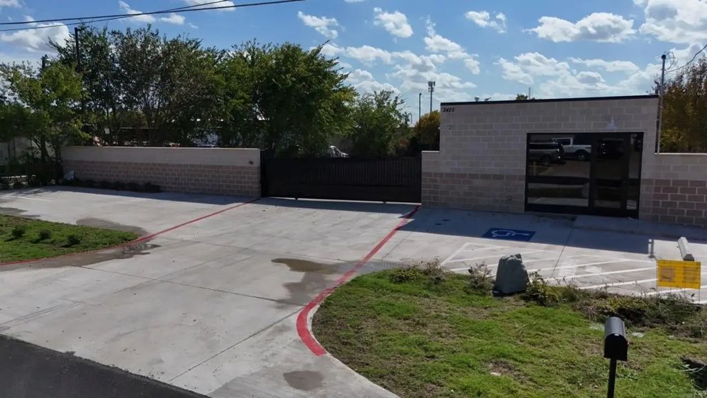 2425 Edinburgh Street, Mesquite