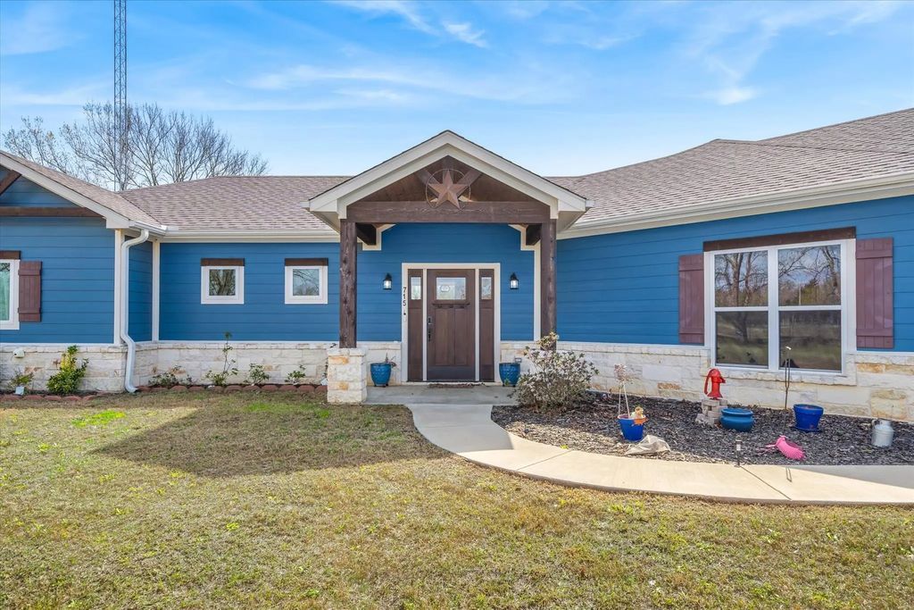 715 Vz County Road 1803, Grand Saline