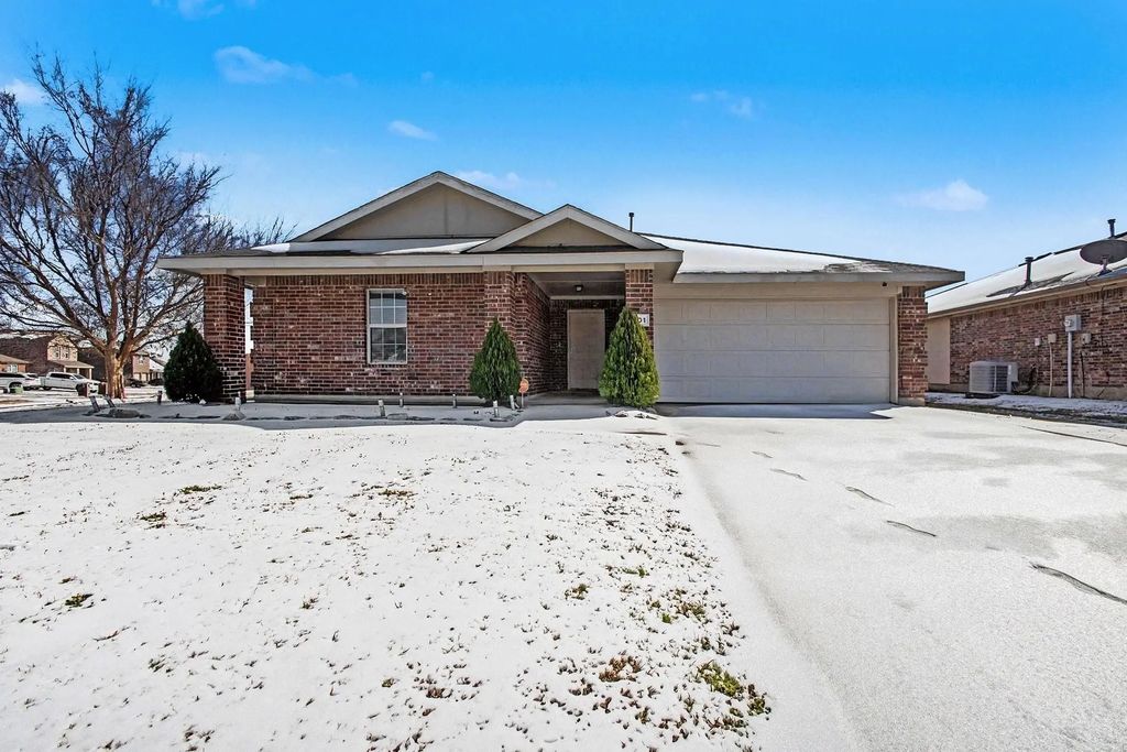 101 Shady Creek Lane, Terrell