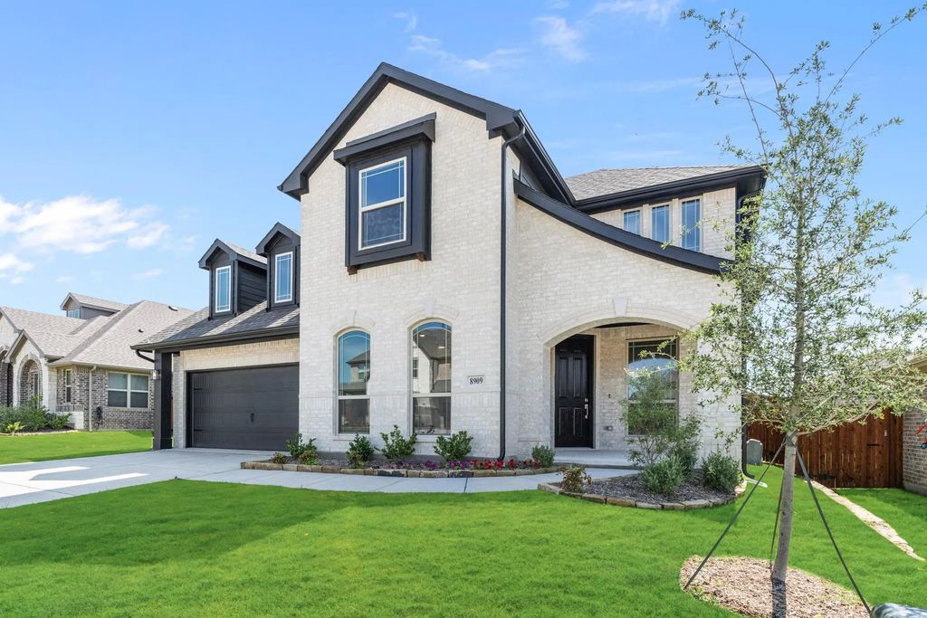 8909 Athens Drive, Denton