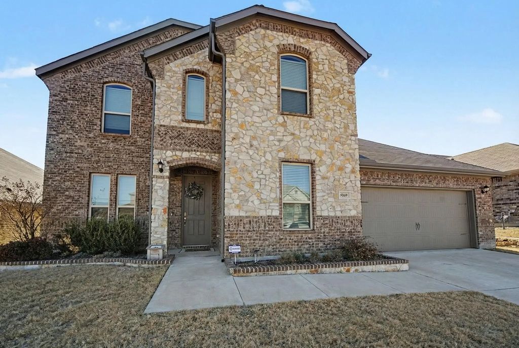 5809 Watts Bar Court, Fort Worth