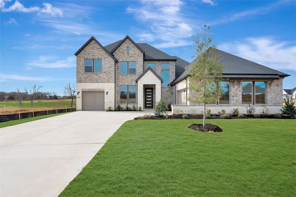 2305 Northshore Trail, Lakewood Village